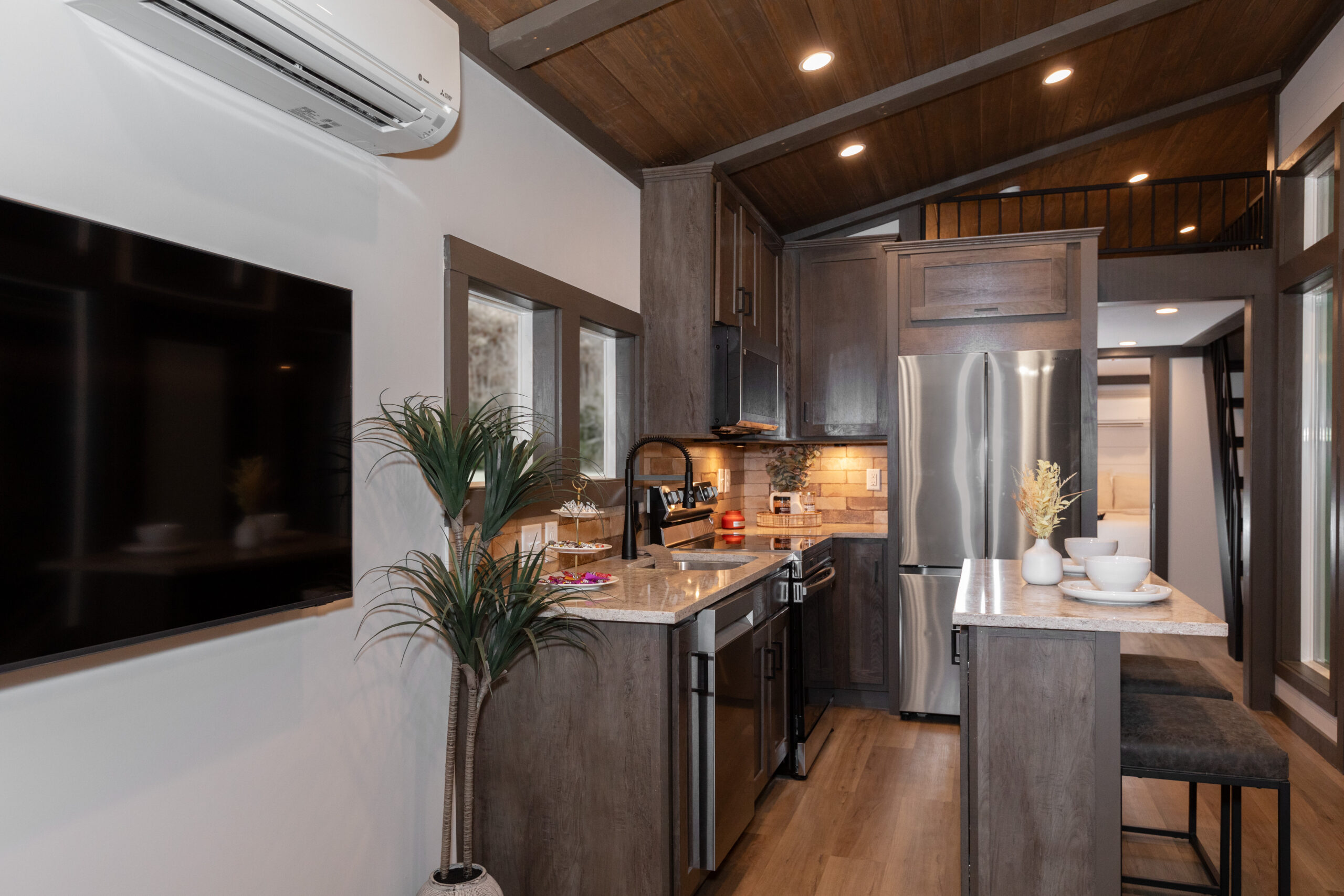 skyway farmers cove 25